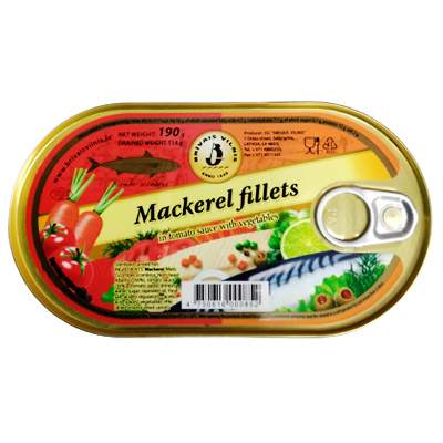 Mackerel fillets in tomato sauce with vegetables